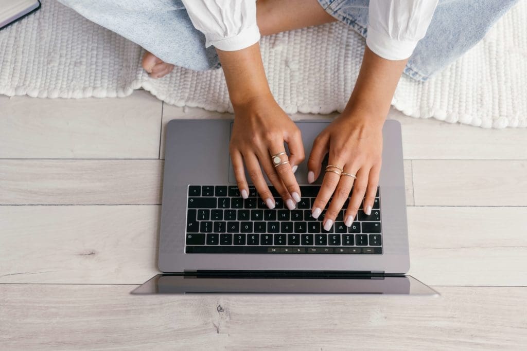 HOA Online Voting: Top 3 Benefits 1 HOA online voting